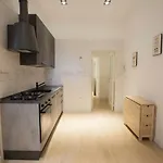 Apartman Pausilya By Dimorra *