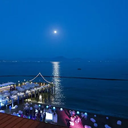 Pausilya By Dimorra נאפולי